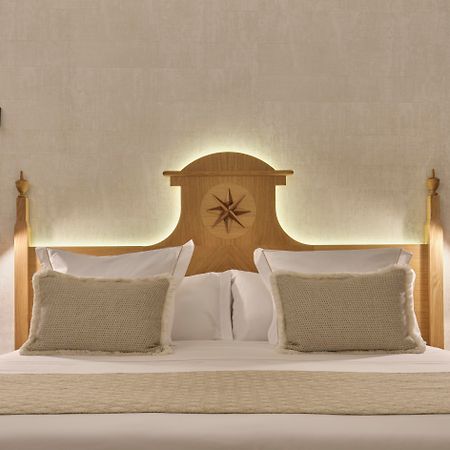 Hotel Antigua Palma - Casa Noble Dış mekan fotoğraf A bed with a headboard