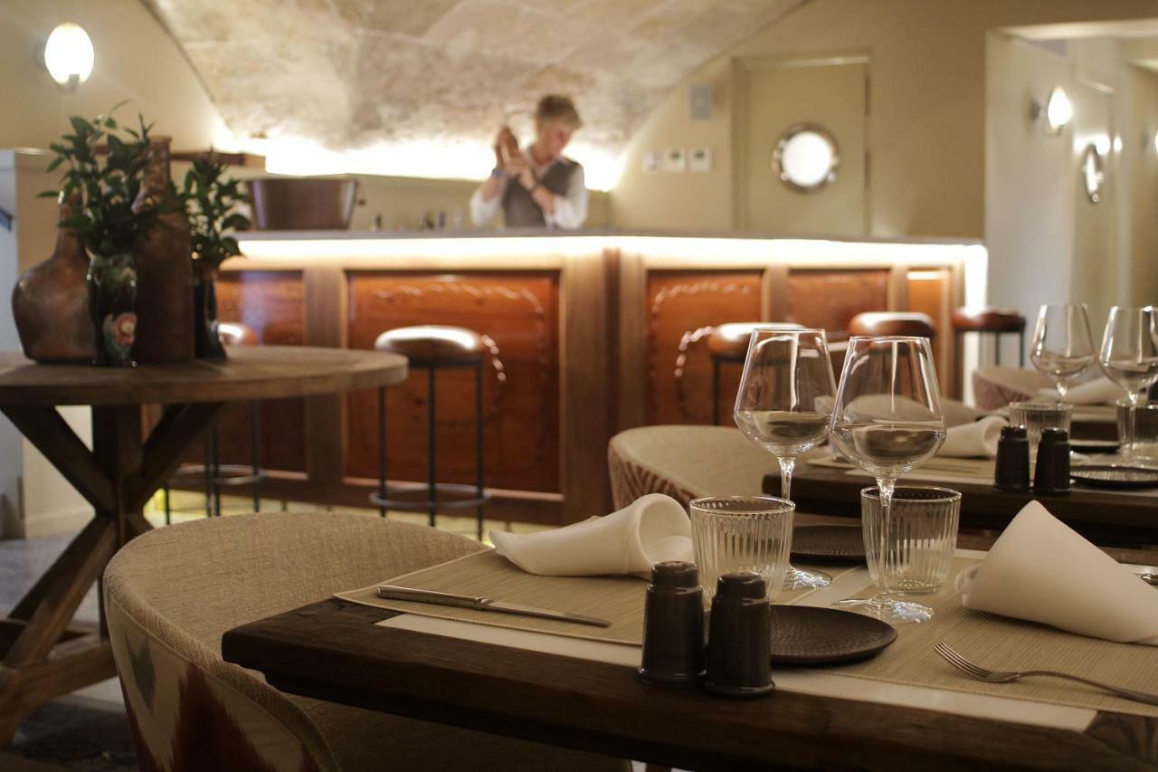 Hotel Antigua Palma - Casa Noble Dış mekan fotoğraf Restaurant in Paris
