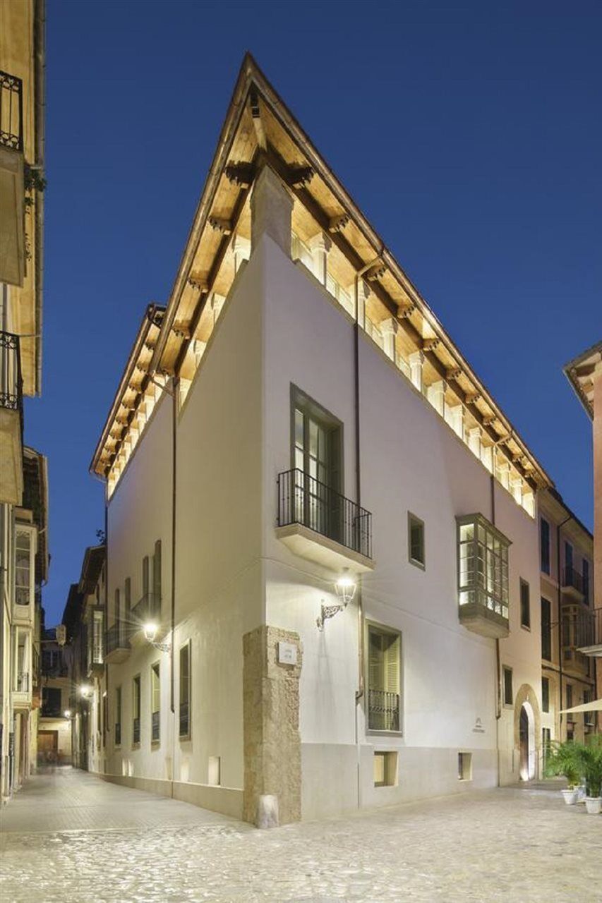 Hotel Antigua Palma - Casa Noble Dış mekan fotoğraf The house of the poet in the centre of the town